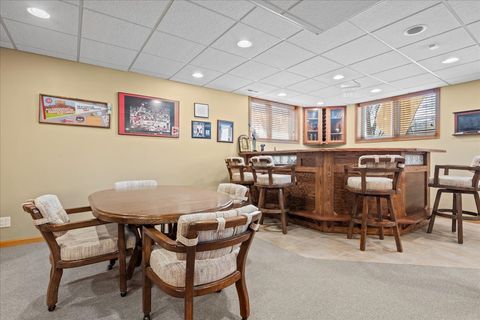 Tiny photo for 1928 N Ridge Avenue, Arlington Heights, IL 60004 (MLS # 12597594)
