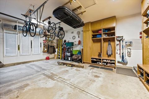 Tiny photo for 1928 N Ridge Avenue, Arlington Heights, IL 60004 (MLS # 12597594)