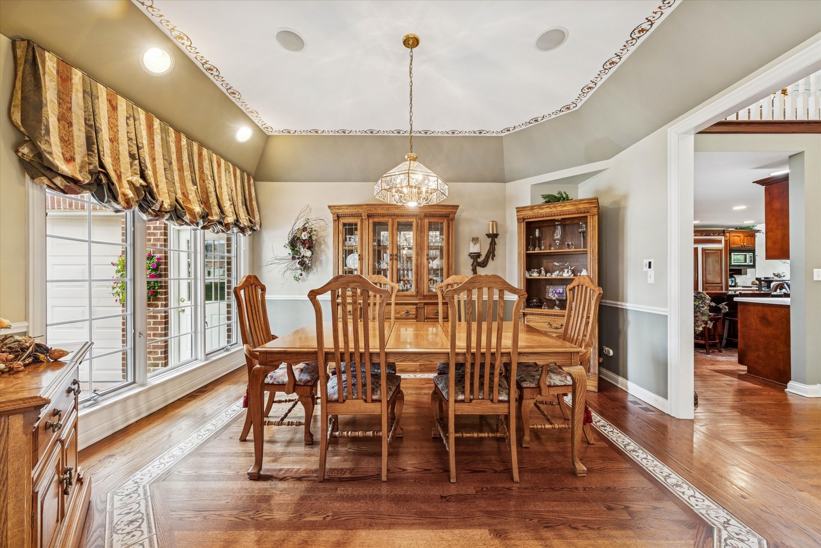 430 SHADOW CREEK Drive