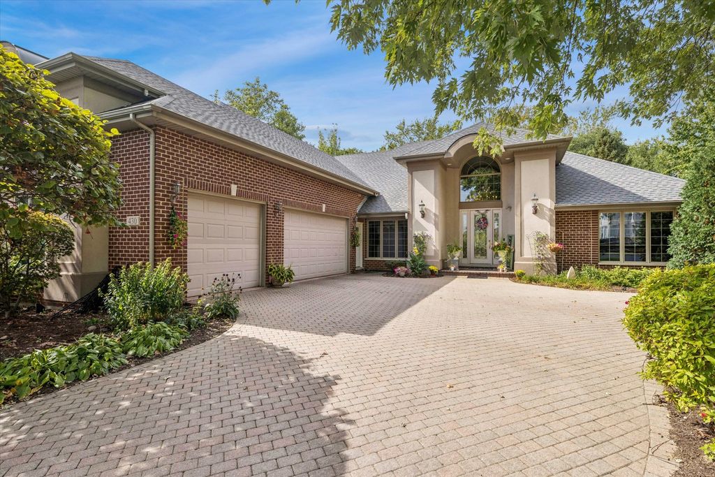 Photo for 430 SHADOW CREEK Drive, Palos Heights, IL 60463 (MLS # 12486465)
