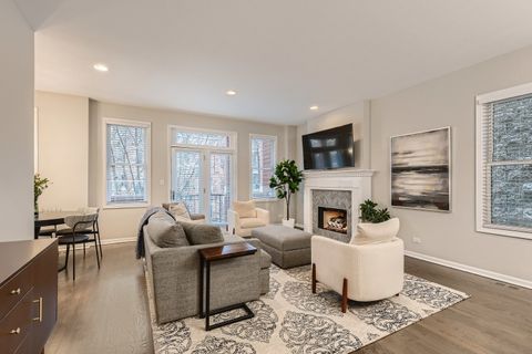 Tiny photo for 1515 N Hudson Avenue #2, Chicago, IL 60610 (MLS # 12589140)