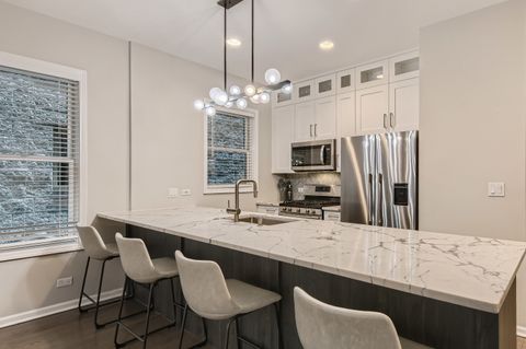 Tiny photo for 1515 N Hudson Avenue #2, Chicago, IL 60610 (MLS # 12589140)