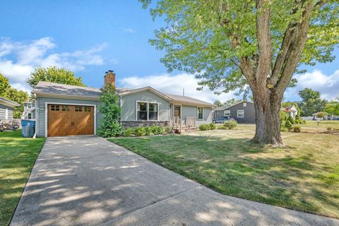 Photo of 536 Fort Street, Ottawa, IL 61350 (MLS # 12473314) Photo of 536 Fort Street, Ottawa, IL 61350 (MLS # 12473314)