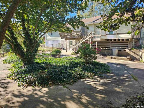 Tiny photo for 2131 W SUNNYBROOK Drive, Quincy, IL 62301 (MLS # QC4268708)