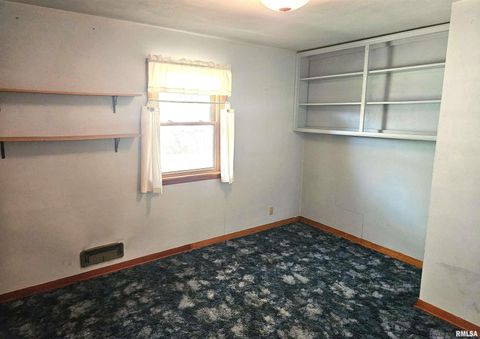 Tiny photo for 2131 W SUNNYBROOK Drive, Quincy, IL 62301 (MLS # QC4268708)