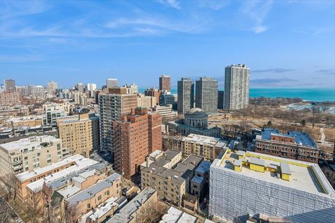 Tiny photo for 2700 N Hampden Court #18E, Chicago, IL 60614 (MLS # 12602118)