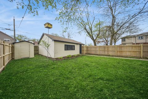 Tiny photo for 5359 S Nordica Avenue, Chicago, IL 60638 (MLS # 12625889)