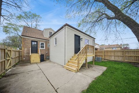 Tiny photo for 5359 S Nordica Avenue, Chicago, IL 60638 (MLS # 12625889)