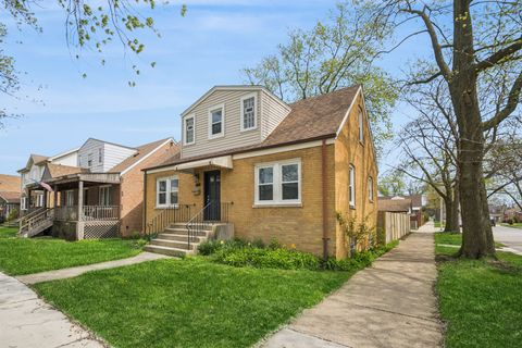 Tiny photo for 5359 S Nordica Avenue, Chicago, IL 60638 (MLS # 12625889)