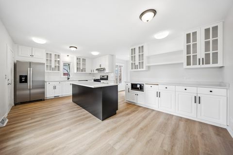 Tiny photo for 5359 S Nordica Avenue, Chicago, IL 60638 (MLS # 12625889)