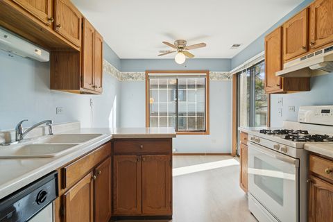 Tiny photo for 4121 N Mallard Drive #5, Arlington Heights, IL 60004 (MLS # 12506651)