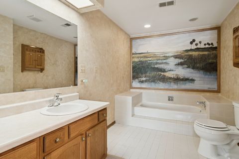 Tiny photo for 4121 N Mallard Drive #5, Arlington Heights, IL 60004 (MLS # 12506651)