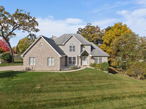 Photo of 494 Rosewood Drive, Carpentersville, IL 60110 (MLS # 12505270) Photo of 494 Rosewood Drive, Carpentersville, IL 60110 (MLS # 12505270)