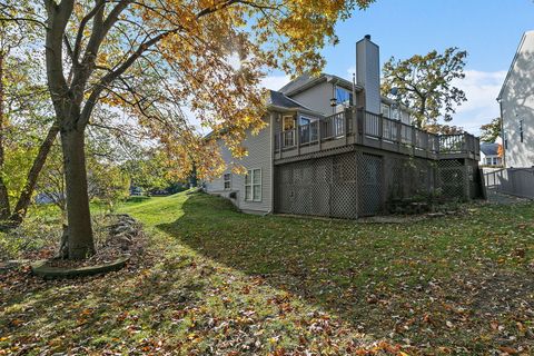 Tiny photo for 494 Rosewood Drive, Carpentersville, IL 60110 (MLS # 12505270)