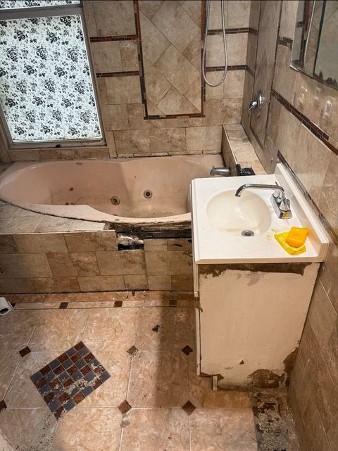 Tiny photo for 7135 S WOODLAWN Avenue, Chicago, IL 60619 (MLS # 12519570)