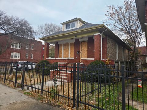 Tiny photo for 7135 S WOODLAWN Avenue, Chicago, IL 60619 (MLS # 12519570)