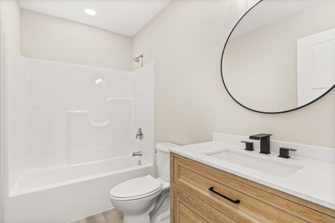 Tiny photo for 120 Kevin Drive, Diamond, IL 60416 (MLS # 12478385)