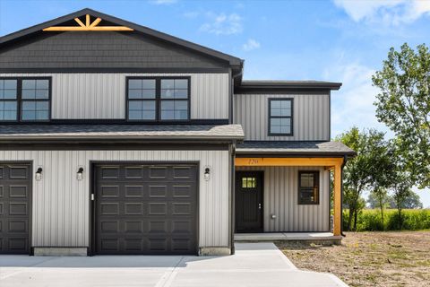 Photo of 120 Kevin Drive, Diamond, IL 60416 (MLS # 12478385) Photo of 120 Kevin Drive, Diamond, IL 60416 (MLS # 12478385)