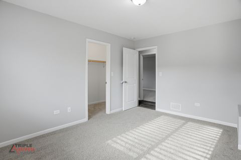 Tiny photo for 14528 Kolin Avenue, Midlothian, IL 60445 (MLS # 12567457)