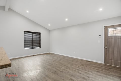 Tiny photo for 14528 Kolin Avenue, Midlothian, IL 60445 (MLS # 12567457)