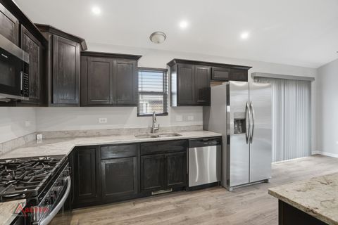 Tiny photo for 14528 Kolin Avenue, Midlothian, IL 60445 (MLS # 12567457)