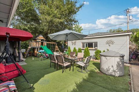 Tiny photo for 3021 Louis Street, Franklin Park, IL 60131 (MLS # 12494283)