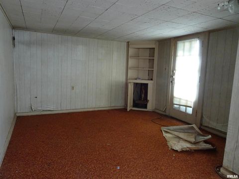 Tiny photo for 1515 Jersey Ridge Road, Davenport, IA 52803 (MLS # QC4269872)