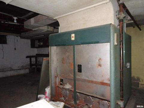 Tiny photo for 1515 Jersey Ridge Road, Davenport, IA 52803 (MLS # QC4269872)