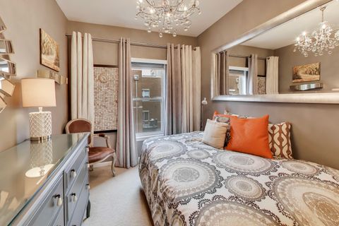 Tiny photo for 523 Chicago Avenue #D, Evanston, IL 60202 (MLS # 12591405)