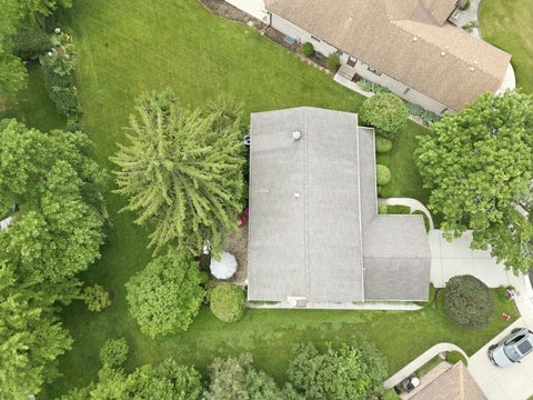 Tiny photo for 1411 W Allison Court, Arlington Heights, IL 60005 (MLS # 12672421)