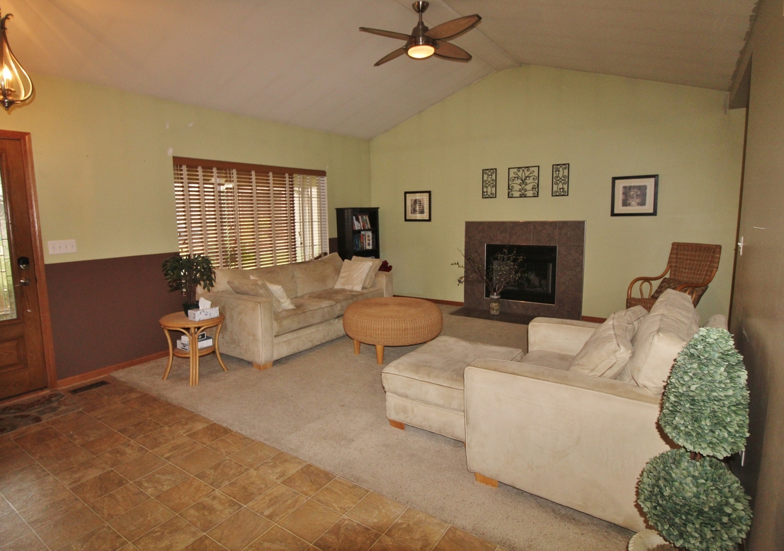 1445 Scott Circle