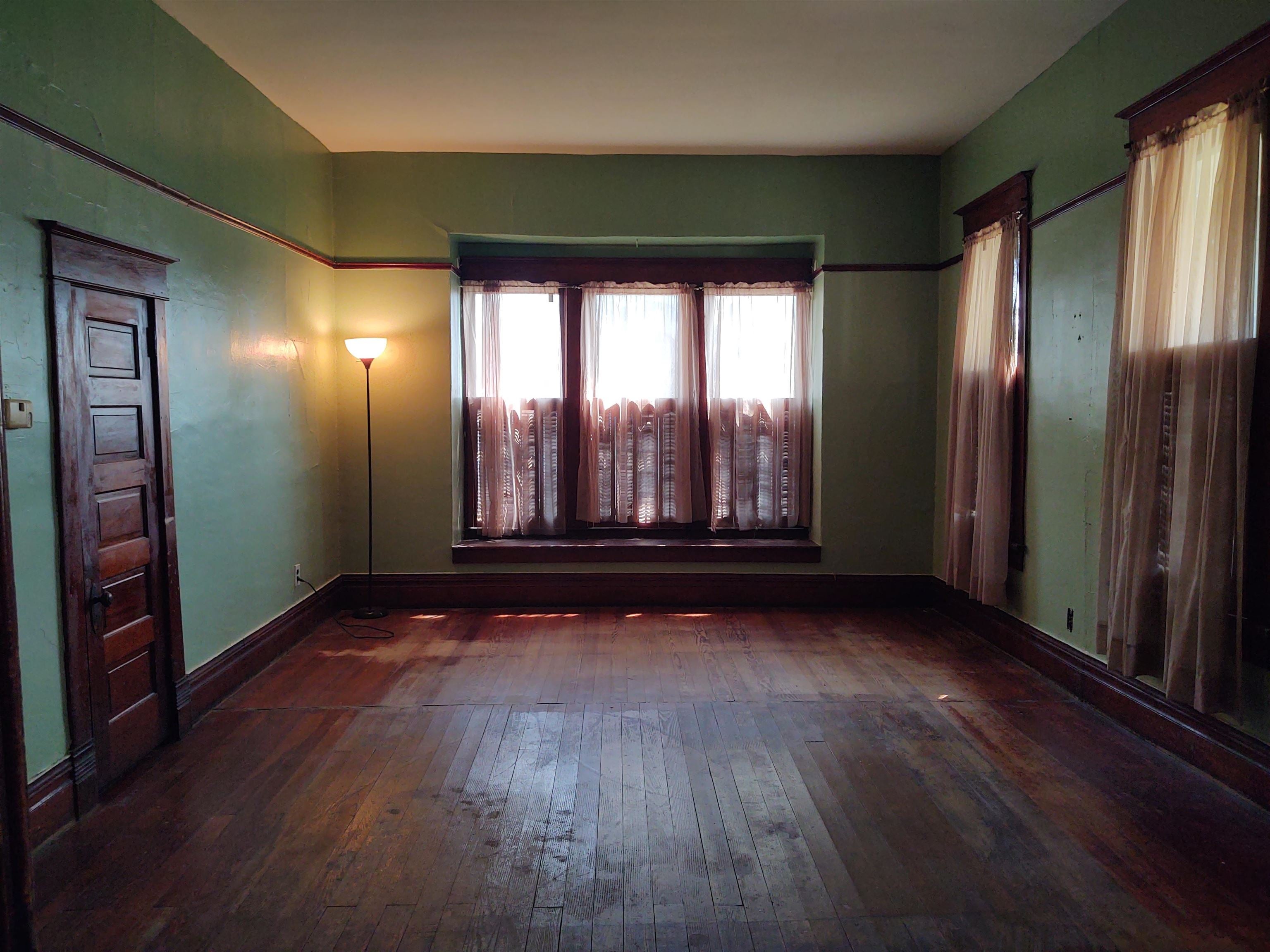 604 W Vine Street
