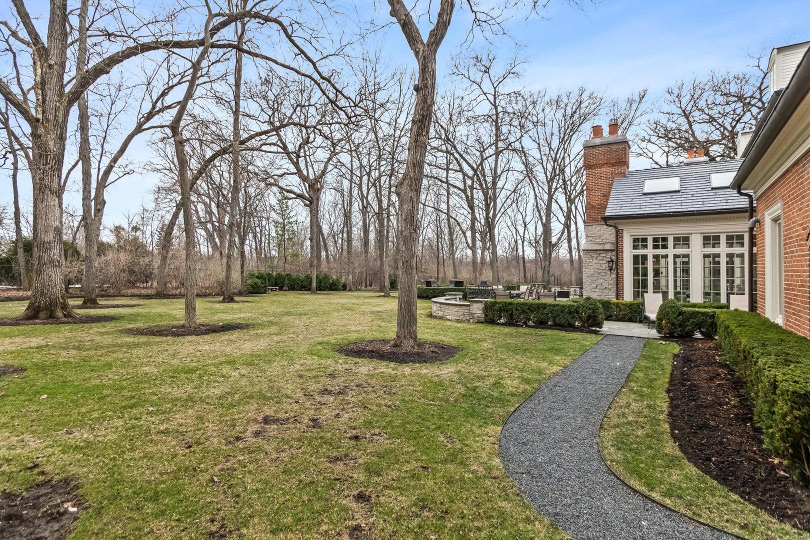 575 Stable Lane
