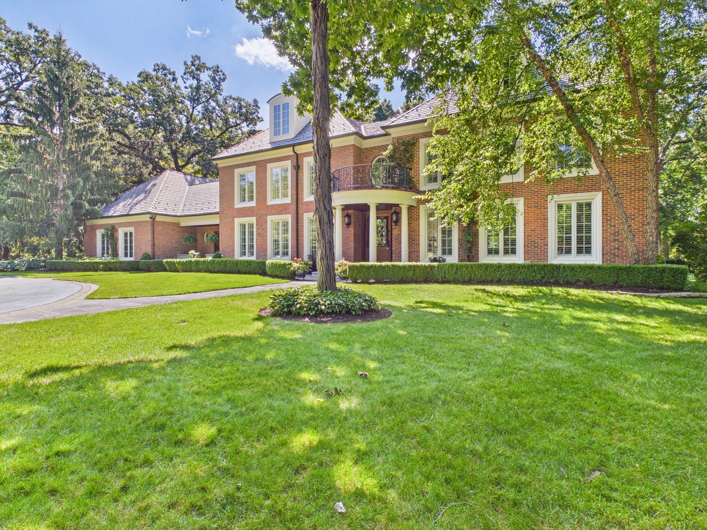 575 Stable Lane