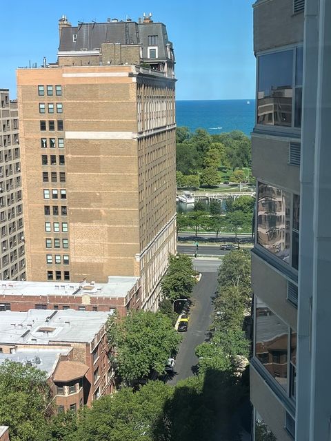 Tiny photo for 555 W Cornelia Avenue #1706, Chicago, IL 60657 (MLS # 12436401)