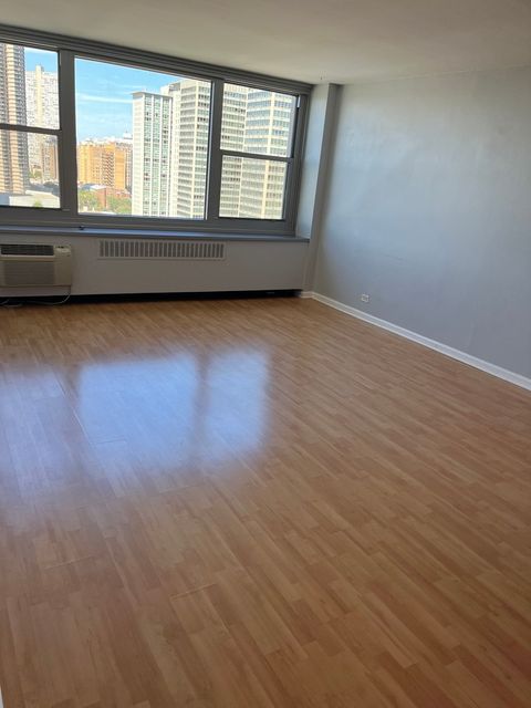 Tiny photo for 555 W Cornelia Avenue #1706, Chicago, IL 60657 (MLS # 12436401)