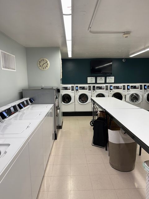 Tiny photo for 555 W Cornelia Avenue #1706, Chicago, IL 60657 (MLS # 12436401)