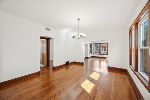 Tiny photo for 2310 Gunderson Avenue, Berwyn, IL 60402 (MLS # 12474173)
