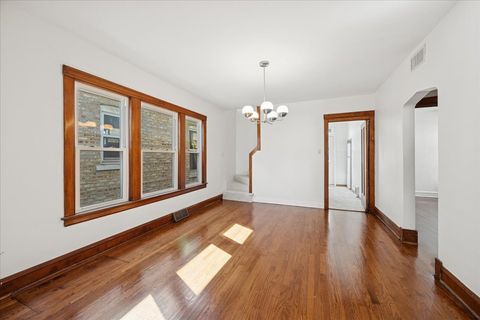 Tiny photo for 2310 Gunderson Avenue, Berwyn, IL 60402 (MLS # 12474173)