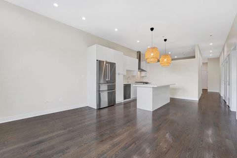 Tiny photo for 1802 S State Street #310, Chicago, IL 60616 (MLS # 12659686)