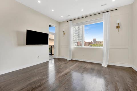 Tiny photo for 1802 S State Street #310, Chicago, IL 60616 (MLS # 12659686)