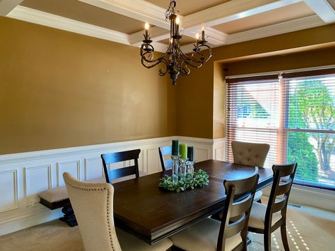 Tiny photo for 2412 Avalon Court, Aurora, IL 60503 (MLS # 12497752)