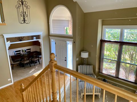 Tiny photo for 2412 Avalon Court, Aurora, IL 60503 (MLS # 12497752)