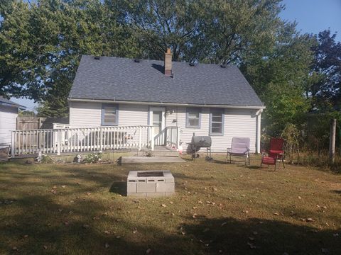Tiny photo for 1204 Park Avenue, Winthrop Harbor, IL 60096 (MLS # 12489186)