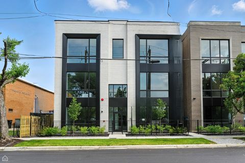 1304 S Ashland Avenue 300 Chicago IL 60608