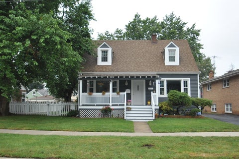 Tiny photo for 1600 N 33rd Avenue, Melrose Park, IL 60160 (MLS # 12738161)