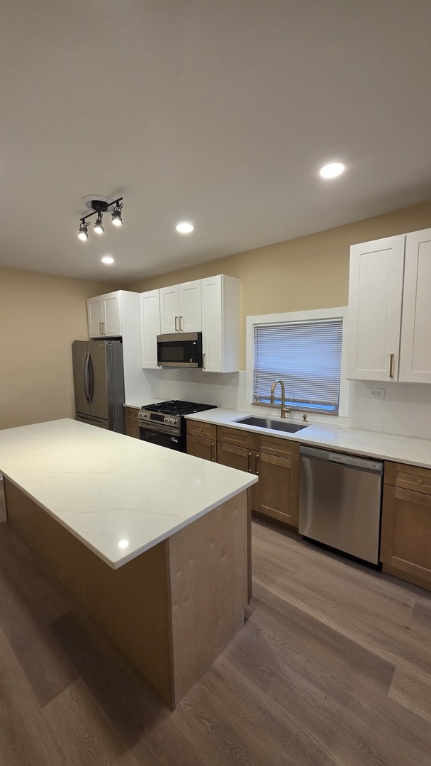 3111 N Central Park Avenue 1