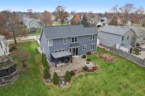 Tiny photo for 220 S Glenbrook Trail, McHenry, IL 60050 (MLS # 12530993)