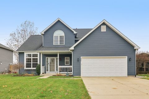 Photo of 220 S Glenbrook Trail, McHenry, IL 60050 (MLS # 12530993)