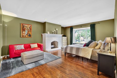 Tiny photo for 1403 SHERIDAN Road, Wilmette, IL 60091 (MLS # 12530216)